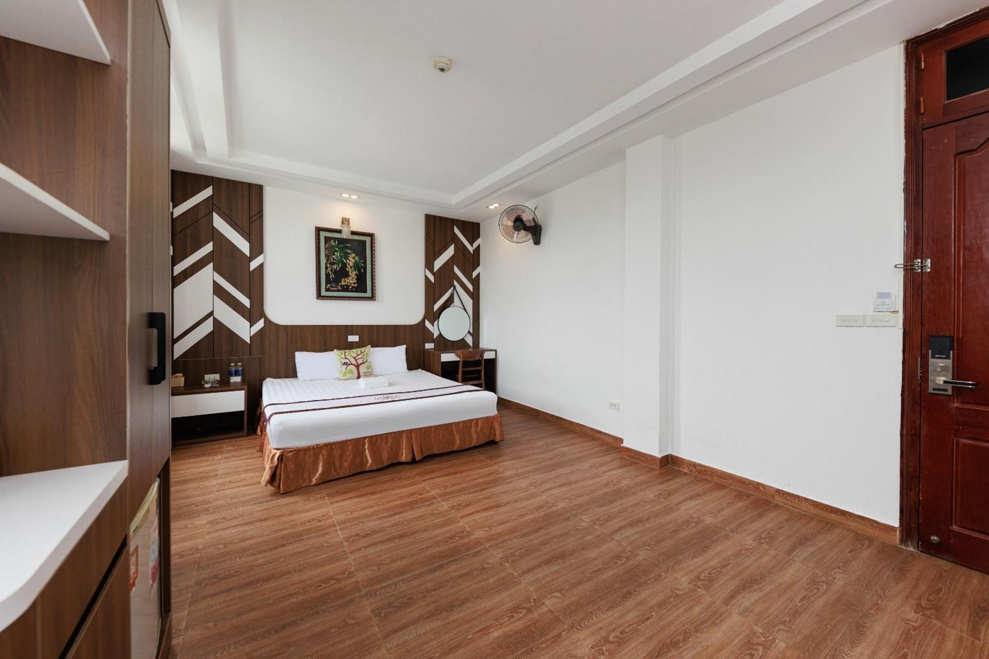 Oyo 472 Lenka Hotel Ханой Экстерьер фото