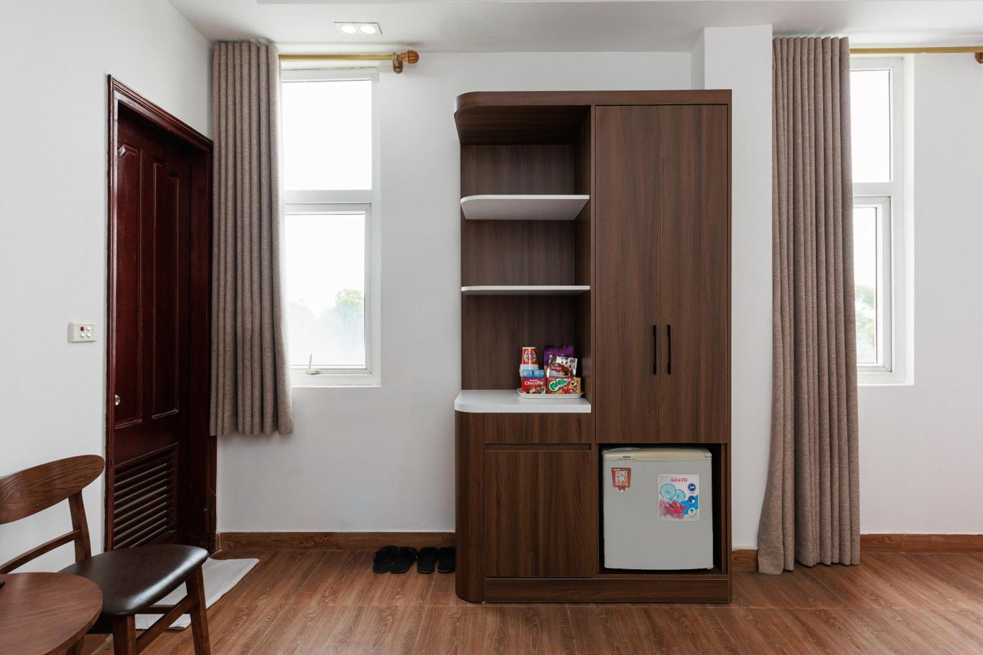 Oyo 472 Lenka Hotel Ханой Экстерьер фото