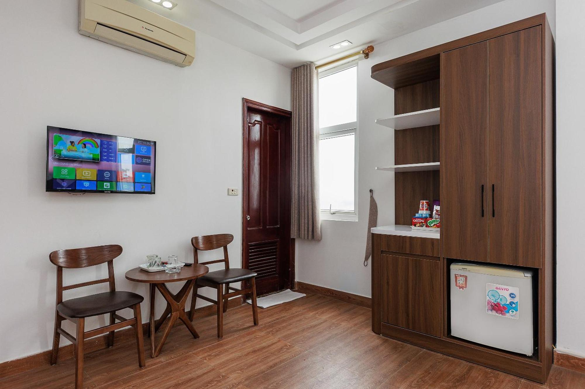 Oyo 472 Lenka Hotel Ханой Экстерьер фото