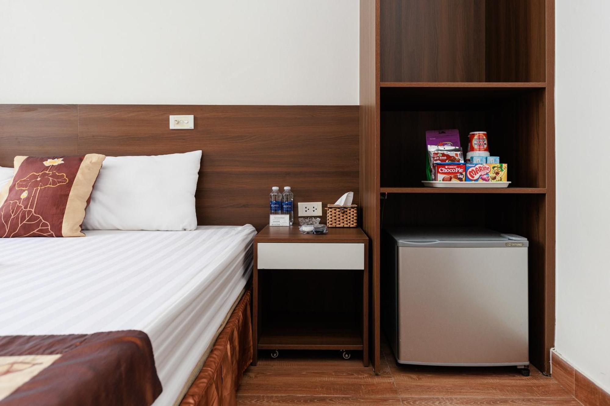 Oyo 472 Lenka Hotel Ханой Экстерьер фото