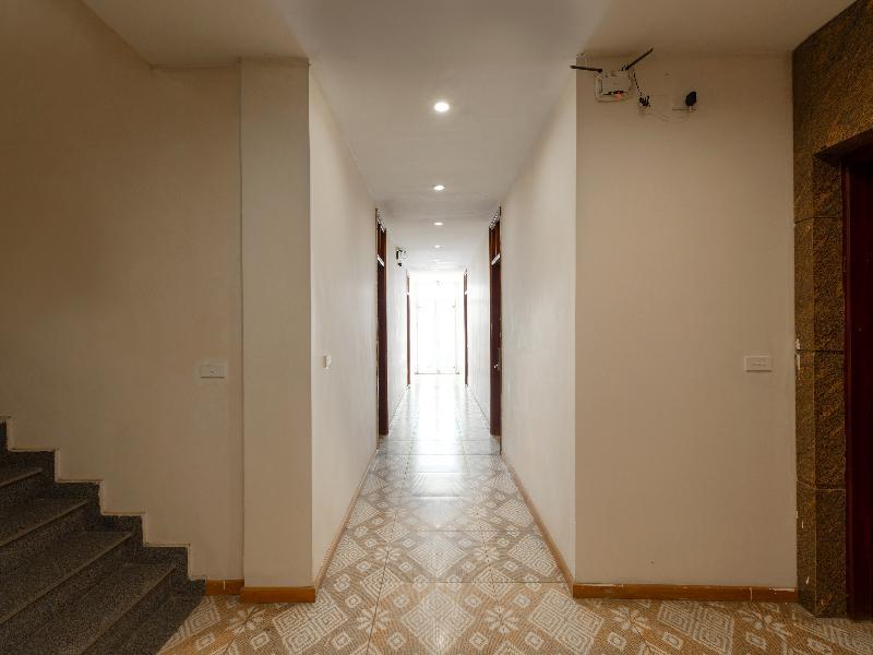 Oyo 472 Lenka Hotel Ханой Экстерьер фото
